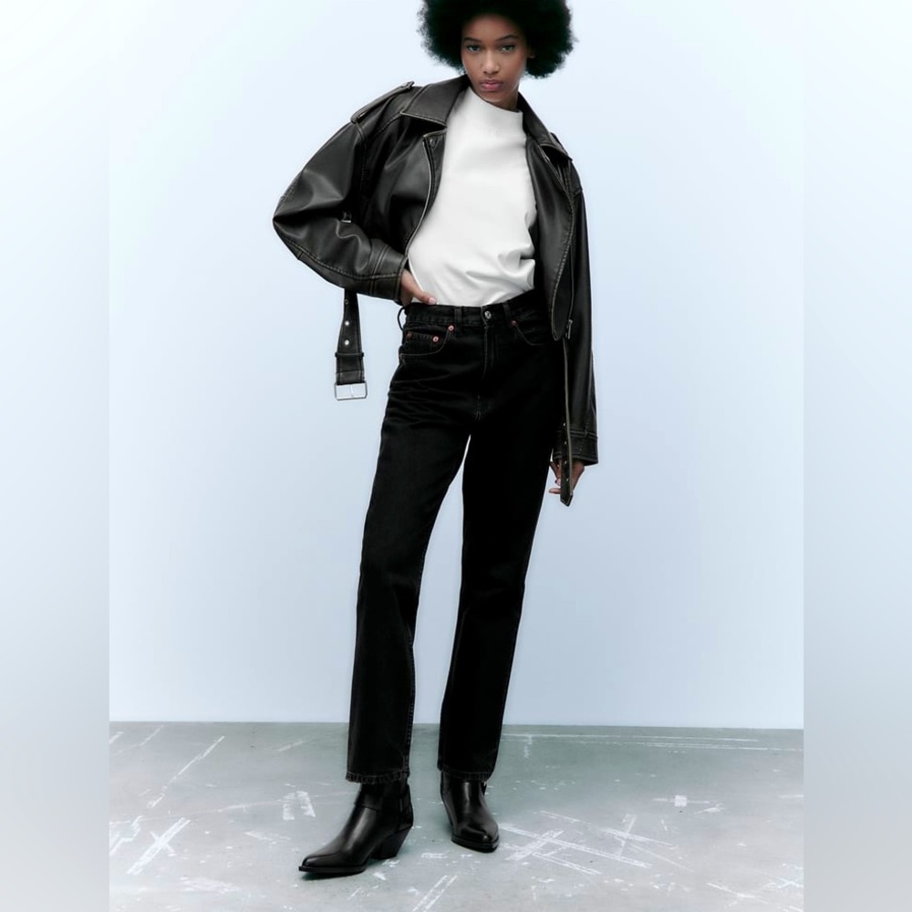 NWT Zara Black Straight Jeans